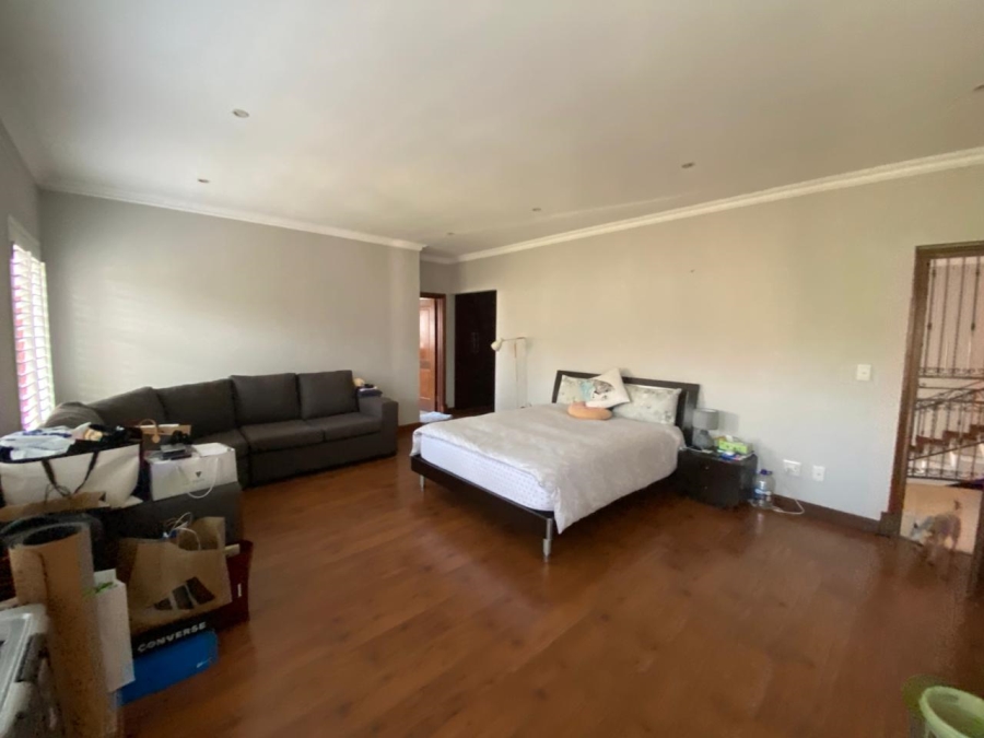 To Let 4 Bedroom Property for Rent in Lakefield Gauteng