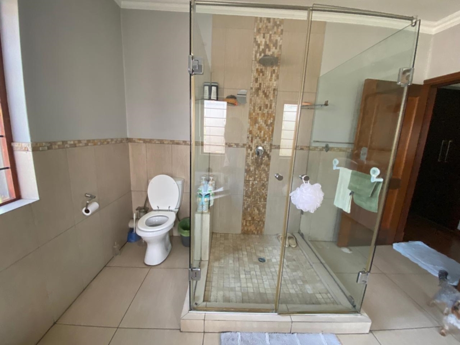 To Let 4 Bedroom Property for Rent in Lakefield Gauteng