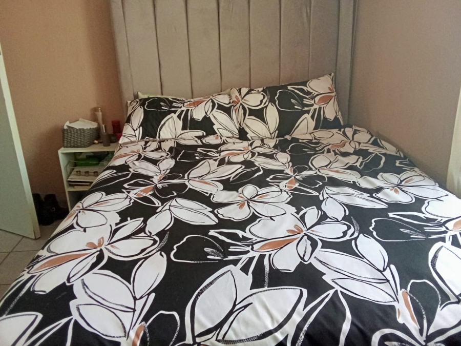2 Bedroom Property for Sale in Savanna City Gauteng
