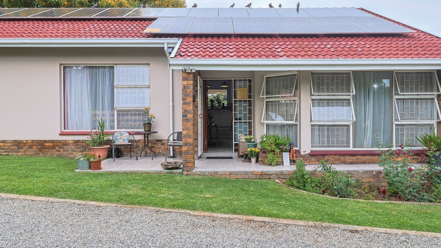 3 Bedroom Property for Sale in Rooihuiskraal Gauteng