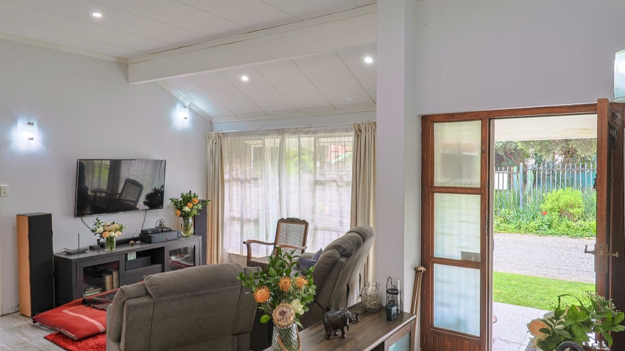 3 Bedroom Property for Sale in Rooihuiskraal Gauteng