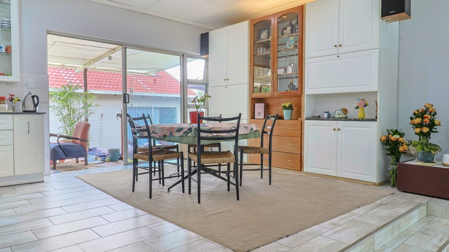 3 Bedroom Property for Sale in Rooihuiskraal Gauteng