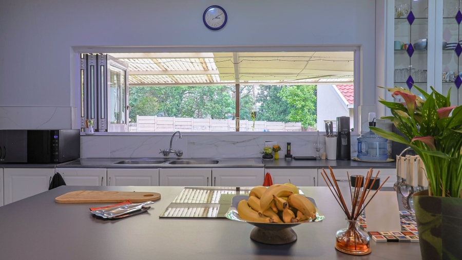 3 Bedroom Property for Sale in Rooihuiskraal Gauteng