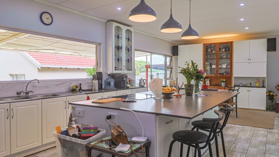 3 Bedroom Property for Sale in Rooihuiskraal Gauteng