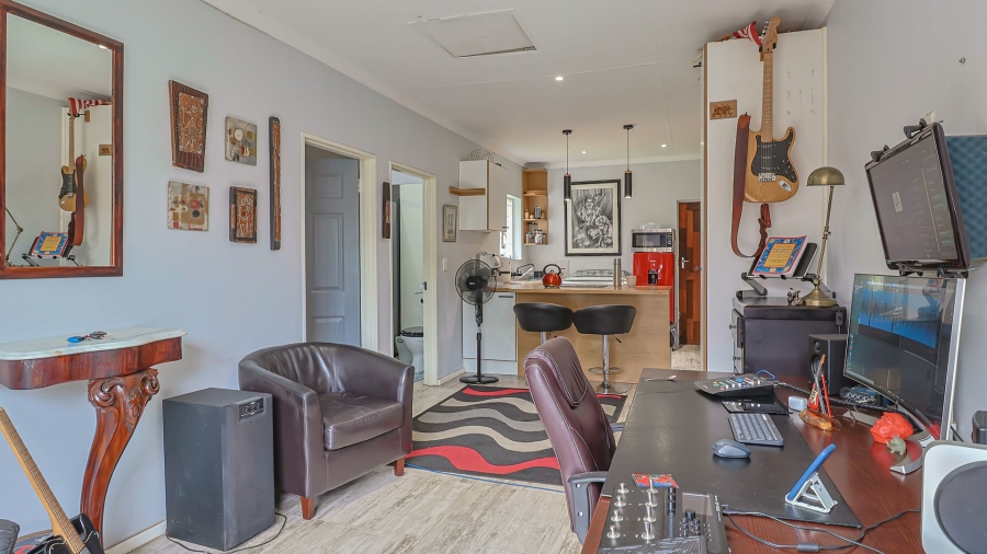 3 Bedroom Property for Sale in Rooihuiskraal Gauteng