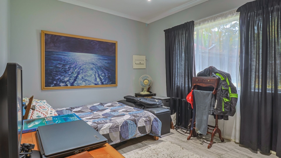 3 Bedroom Property for Sale in Rooihuiskraal Gauteng