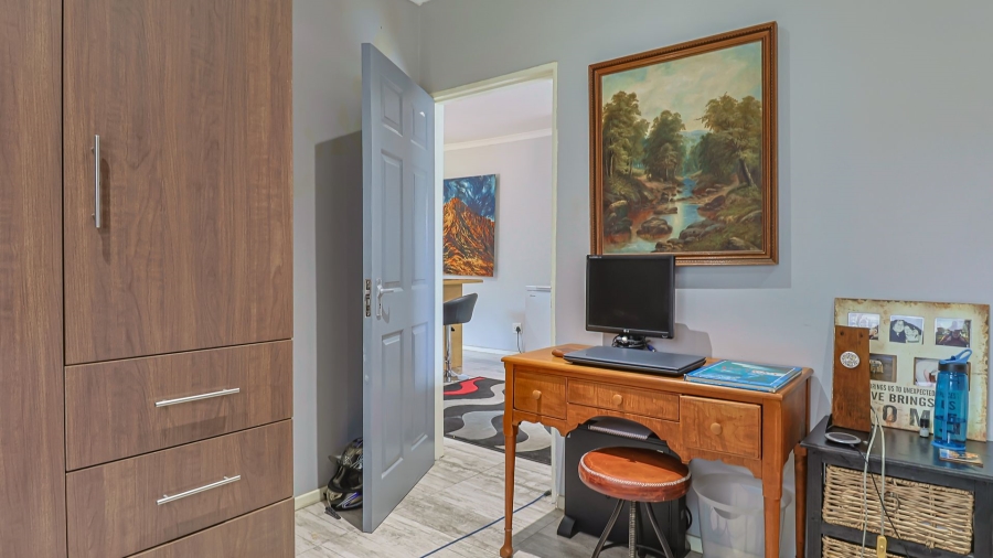 3 Bedroom Property for Sale in Rooihuiskraal Gauteng