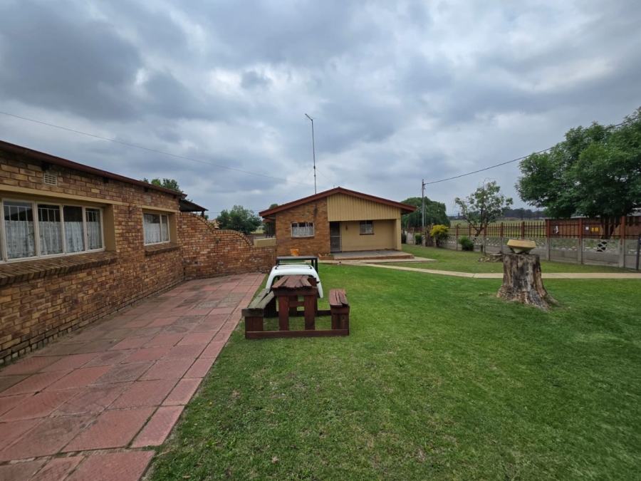 3 Bedroom Property for Sale in Noycedale Gauteng