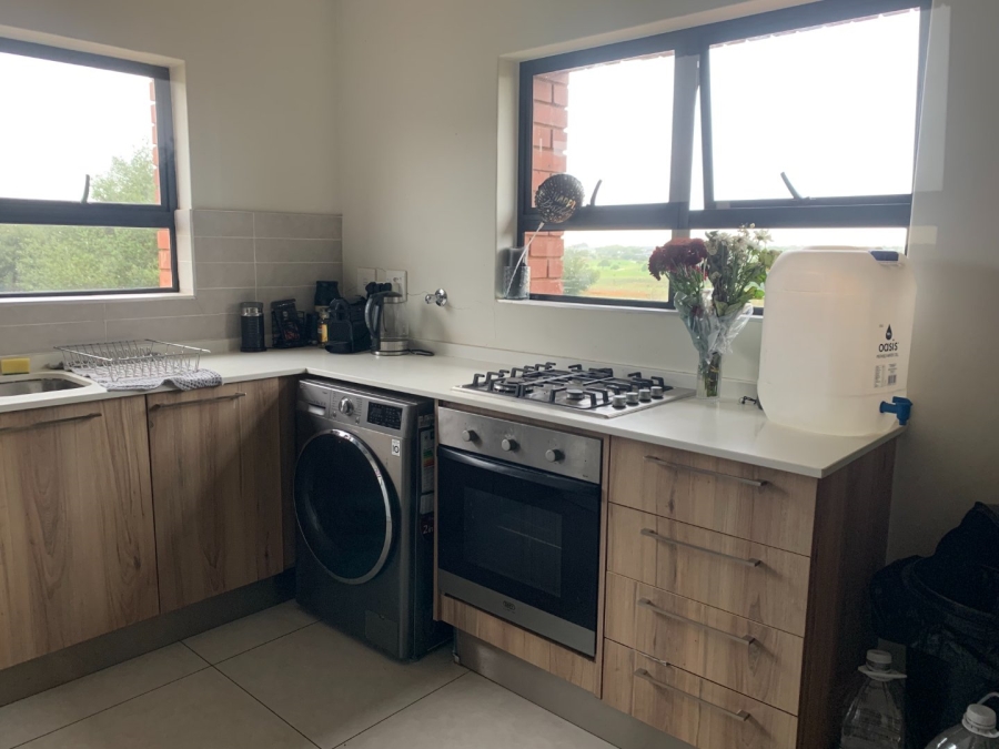 To Let 1 Bedroom Property for Rent in Glen Marais Gauteng