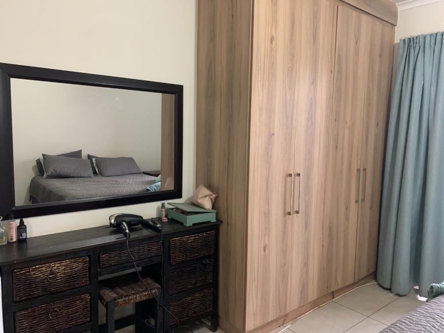 To Let 1 Bedroom Property for Rent in Glen Marais Gauteng