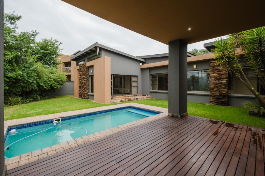 4 Bedroom Property for Sale in Serengeti Lifestyle Estate Gauteng