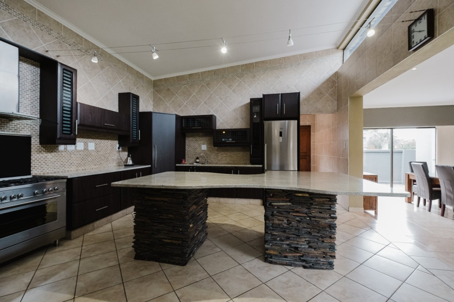 4 Bedroom Property for Sale in Serengeti Lifestyle Estate Gauteng