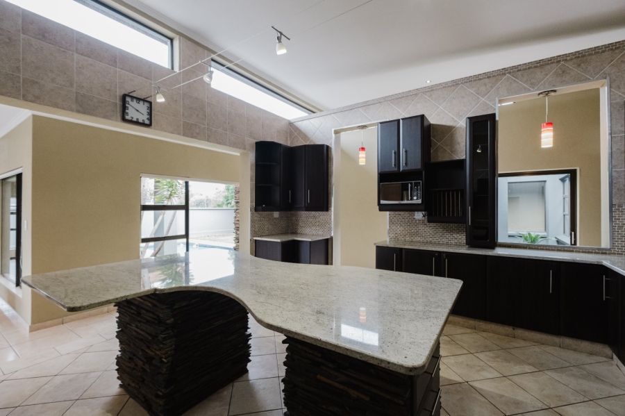 4 Bedroom Property for Sale in Serengeti Lifestyle Estate Gauteng