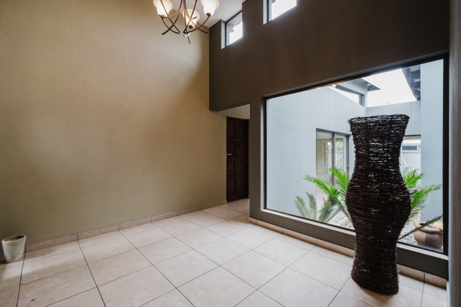4 Bedroom Property for Sale in Serengeti Lifestyle Estate Gauteng