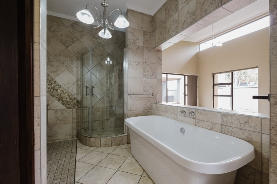 4 Bedroom Property for Sale in Serengeti Lifestyle Estate Gauteng