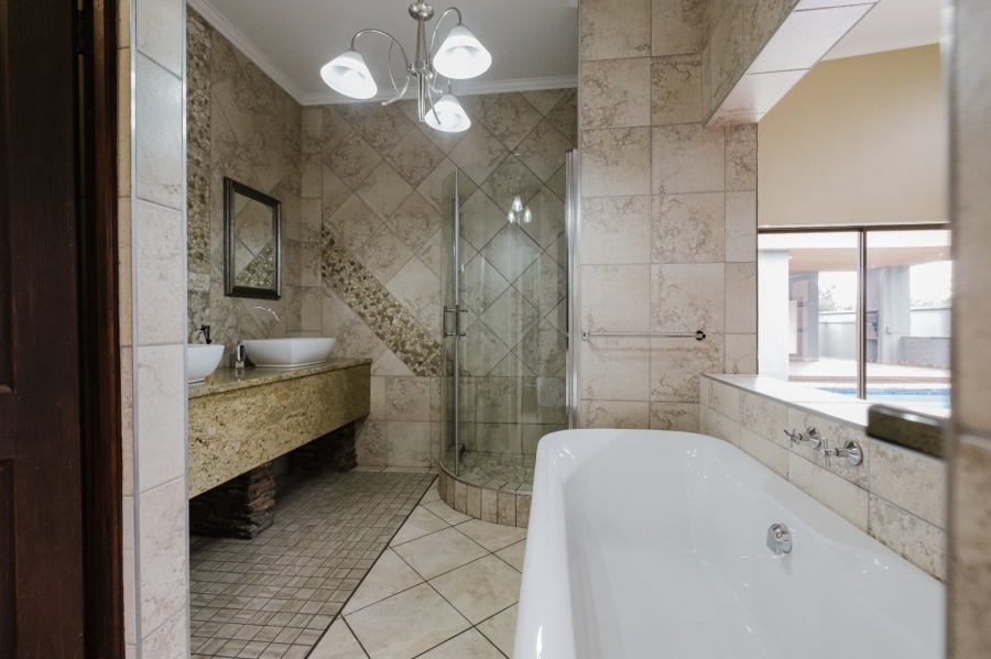 4 Bedroom Property for Sale in Serengeti Lifestyle Estate Gauteng