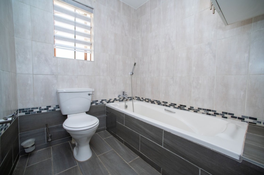 3 Bedroom Property for Sale in Bedfordview Gauteng