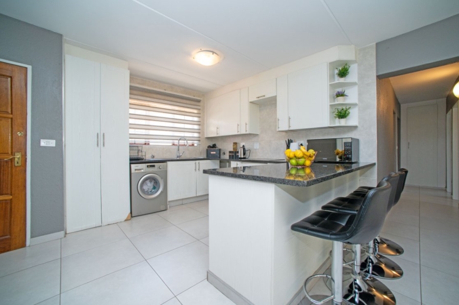 3 Bedroom Property for Sale in Bedfordview Gauteng