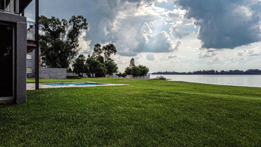 4 Bedroom Property for Sale in Vaal Marina Gauteng