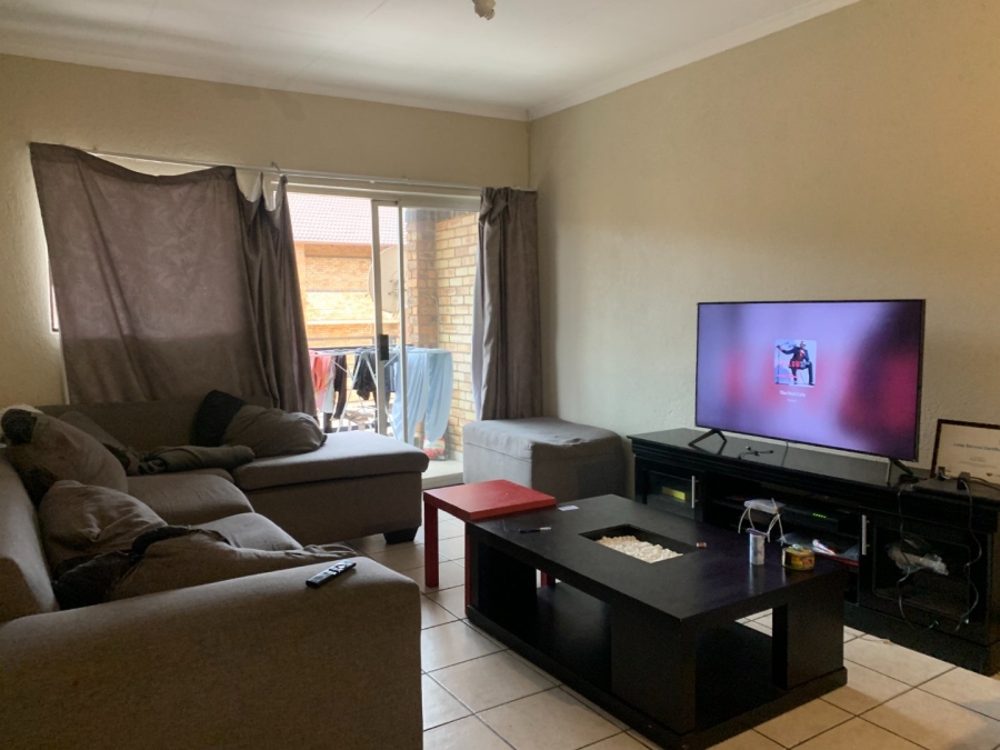 To Let 2 Bedroom Property for Rent in Carlswald Gauteng