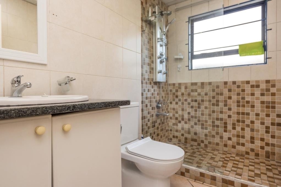 2 Bedroom Property for Sale in Bedfordview Gauteng