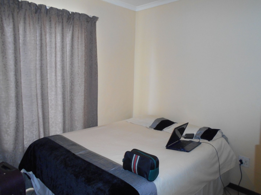 To Let 2 Bedroom Property for Rent in Eco Park Gauteng