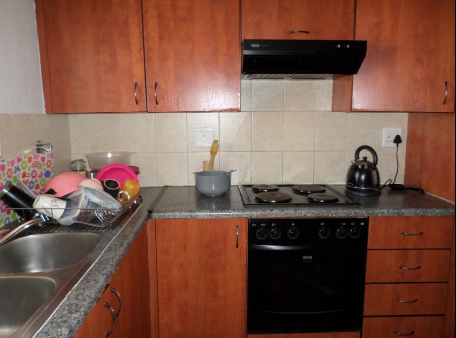 2 Bedroom Property for Sale in Greenstone Hill Gauteng