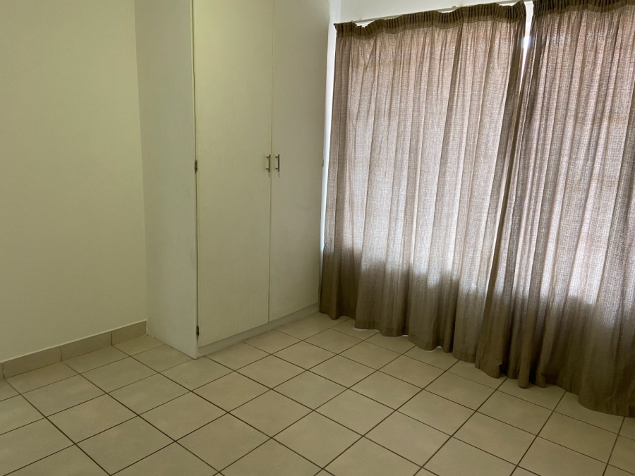 1 Bedroom Property for Sale in Highveld Gauteng