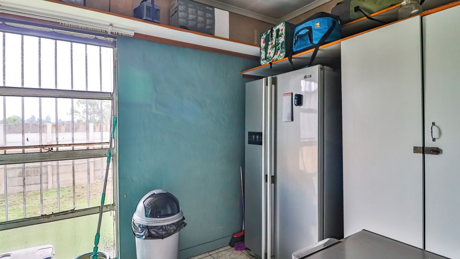 5 Bedroom Property for Sale in Bonaero Park Gauteng