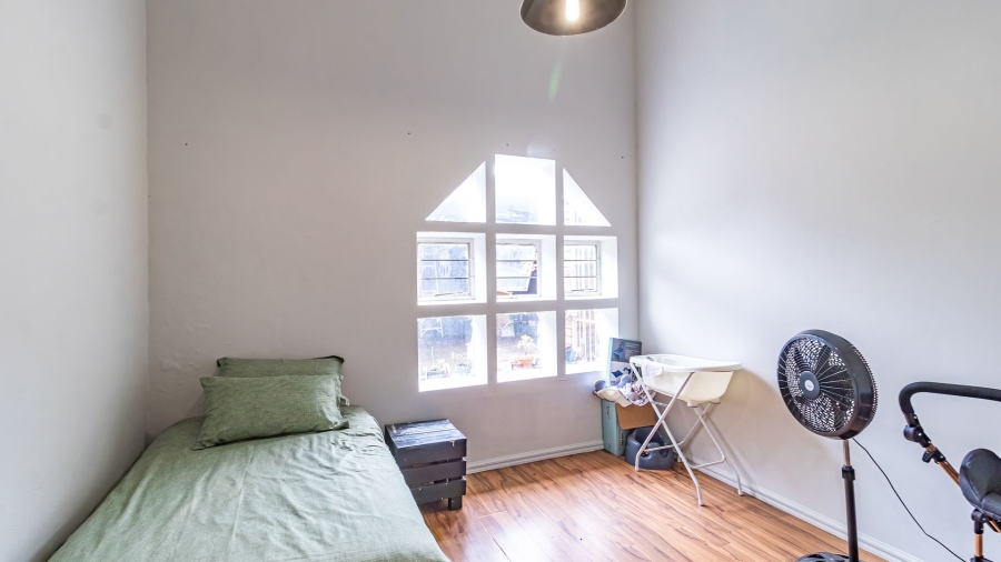 5 Bedroom Property for Sale in Bonaero Park Gauteng