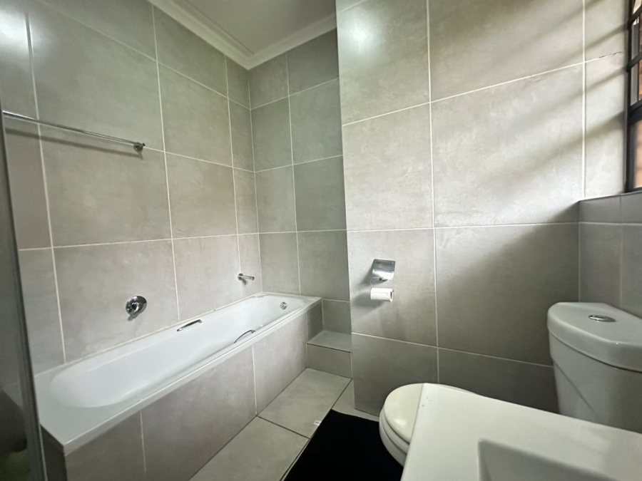 To Let 2 Bedroom Property for Rent in Brentwood Park AH Gauteng