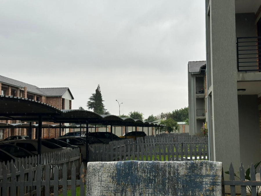 To Let 2 Bedroom Property for Rent in Brentwood Park AH Gauteng