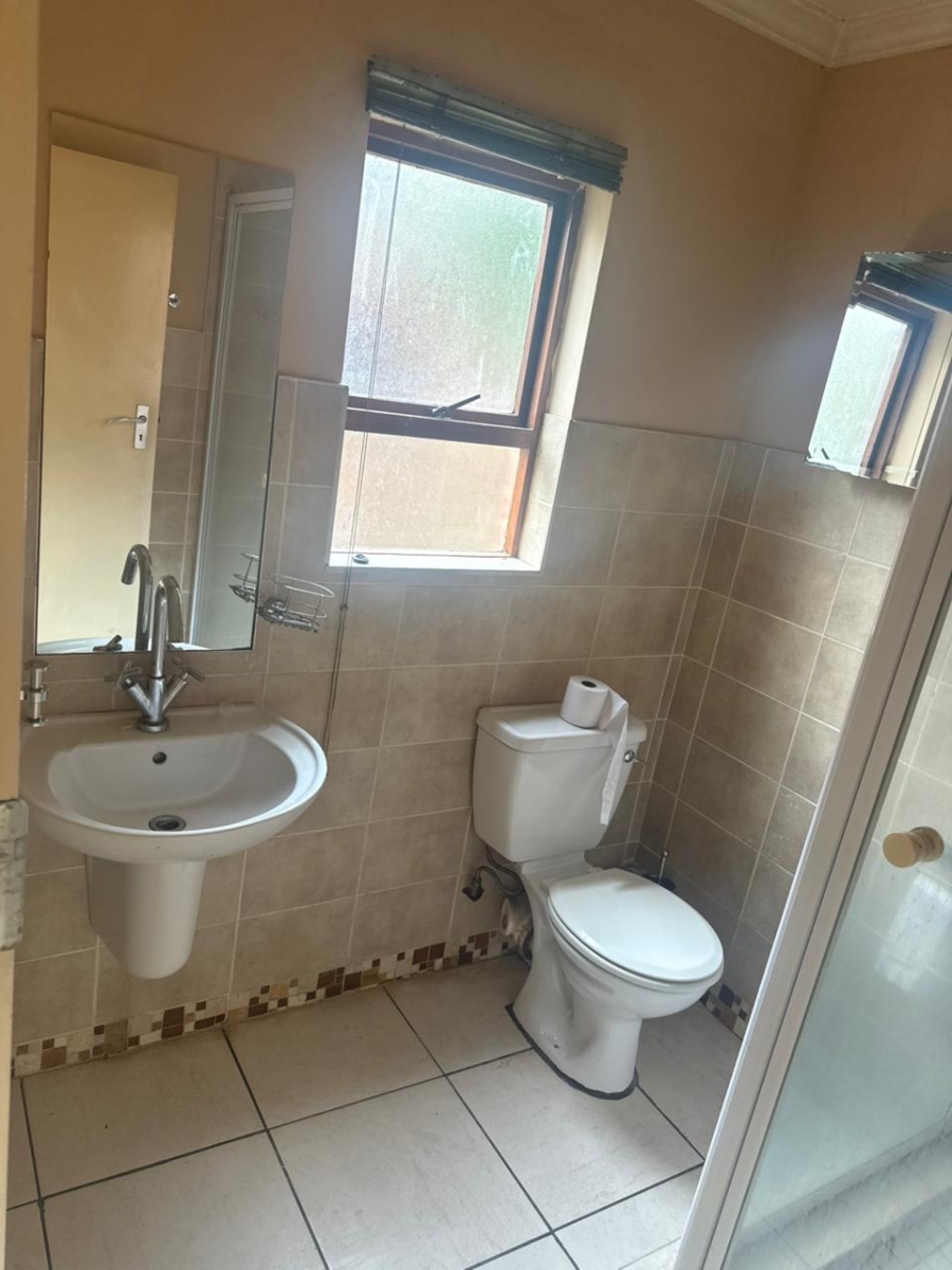 To Let  Bedroom Property for Rent in Carlswald Gauteng