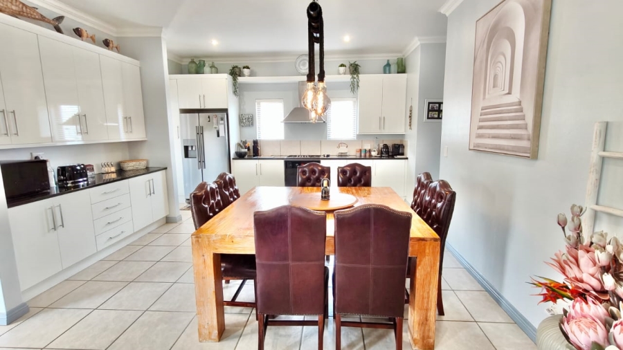 4 Bedroom Property for Sale in Vaal Marina Gauteng