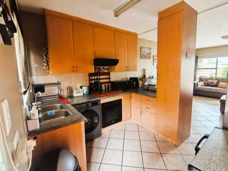 2 Bedroom Property for Sale in Celtisdal Gauteng