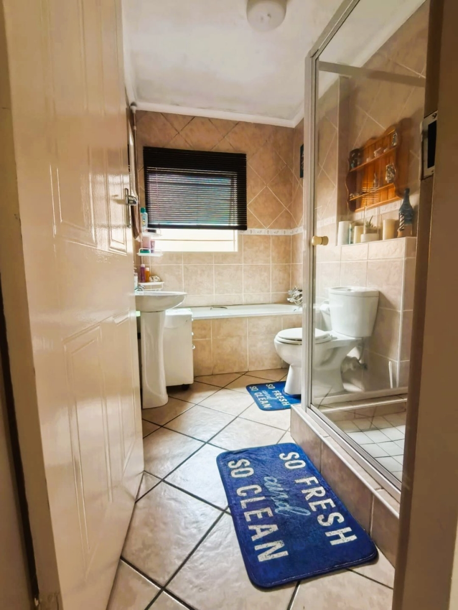 2 Bedroom Property for Sale in Celtisdal Gauteng