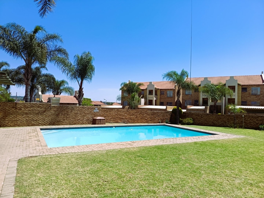 2 Bedroom Property for Sale in Celtisdal Gauteng
