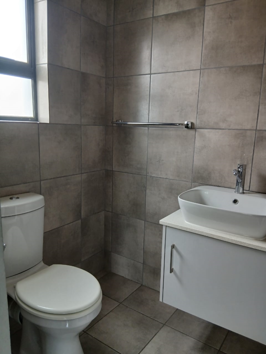 To Let 1 Bedroom Property for Rent in Groblerpark Gauteng