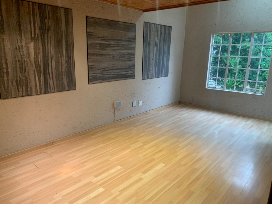 To Let 2 Bedroom Property for Rent in Bassonia Rock Gauteng