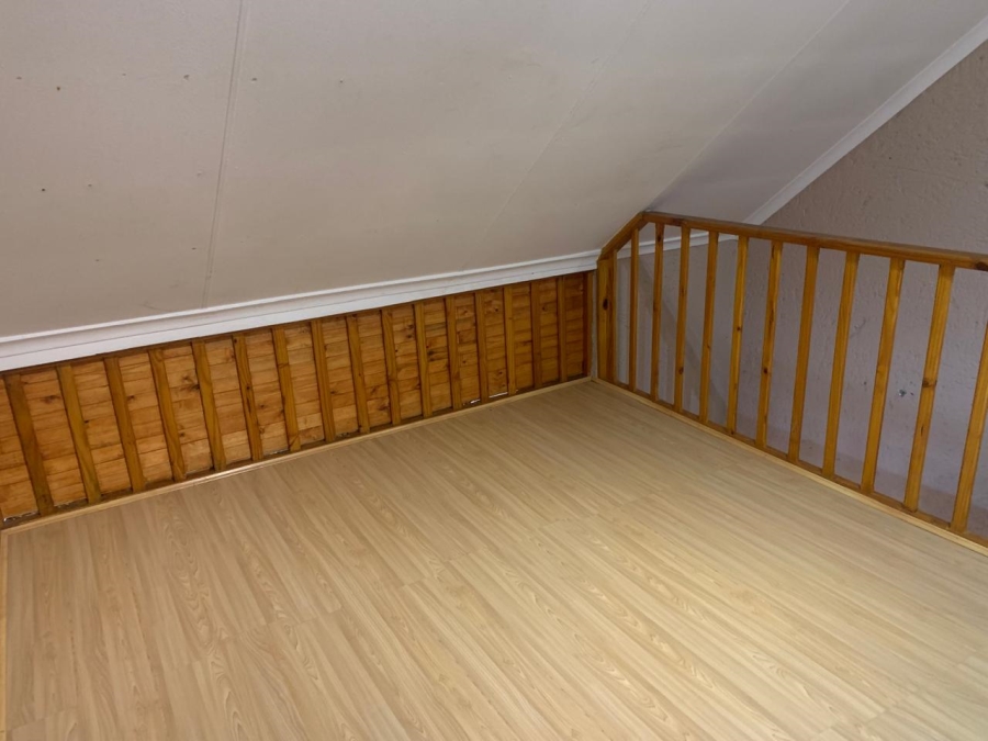 To Let 2 Bedroom Property for Rent in Bassonia Rock Gauteng