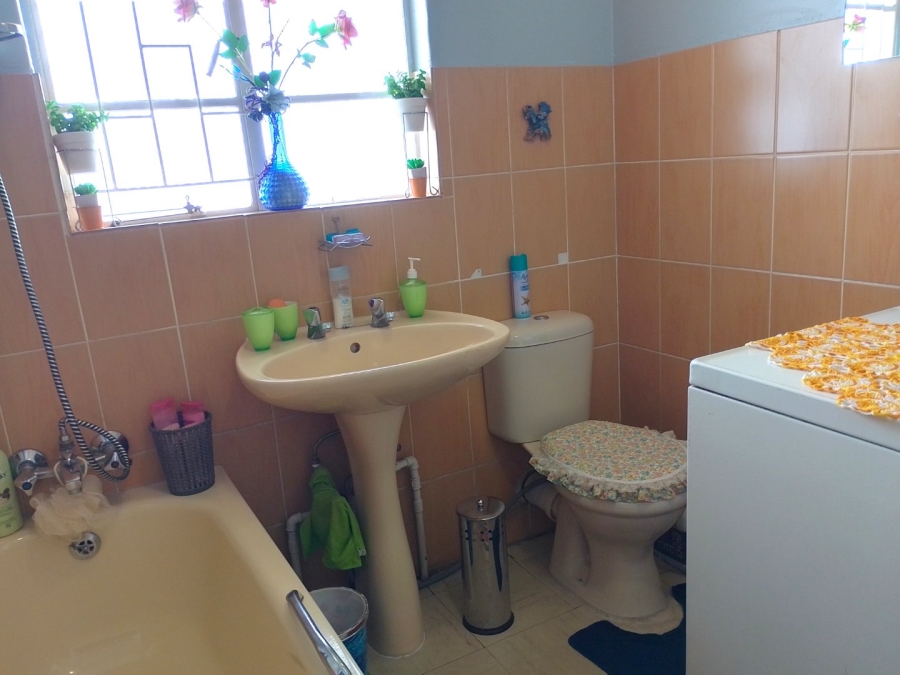2 Bedroom Property for Sale in Springs Central Gauteng