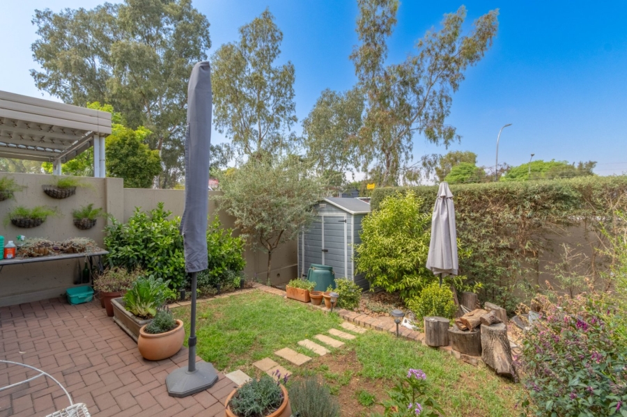 2 Bedroom Property for Sale in Dowerglen Ext 4 Gauteng