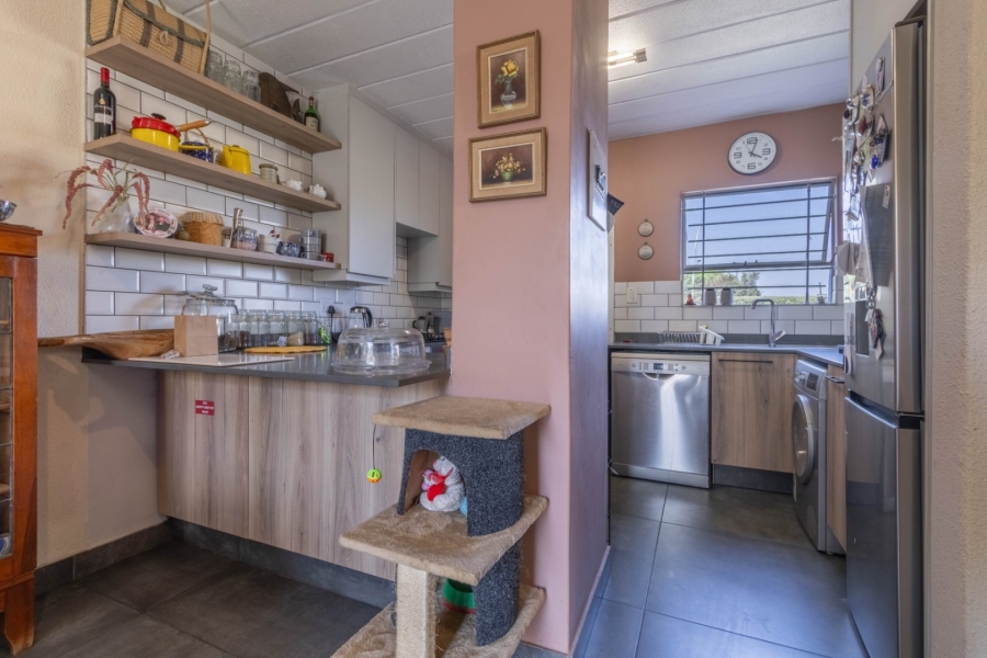 2 Bedroom Property for Sale in Dowerglen Ext 4 Gauteng