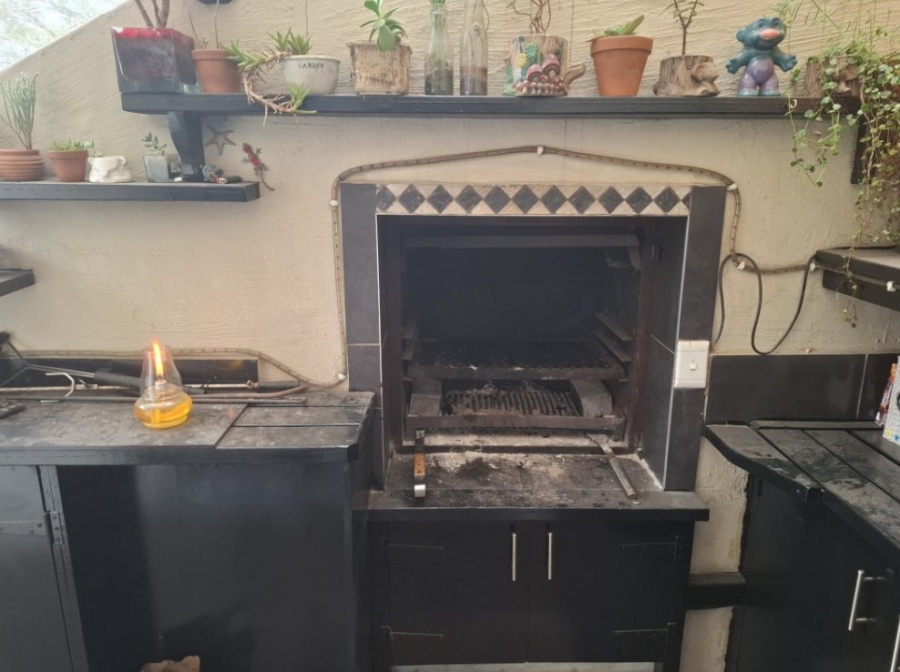 3 Bedroom Property for Sale in Rembrandt Park Gauteng