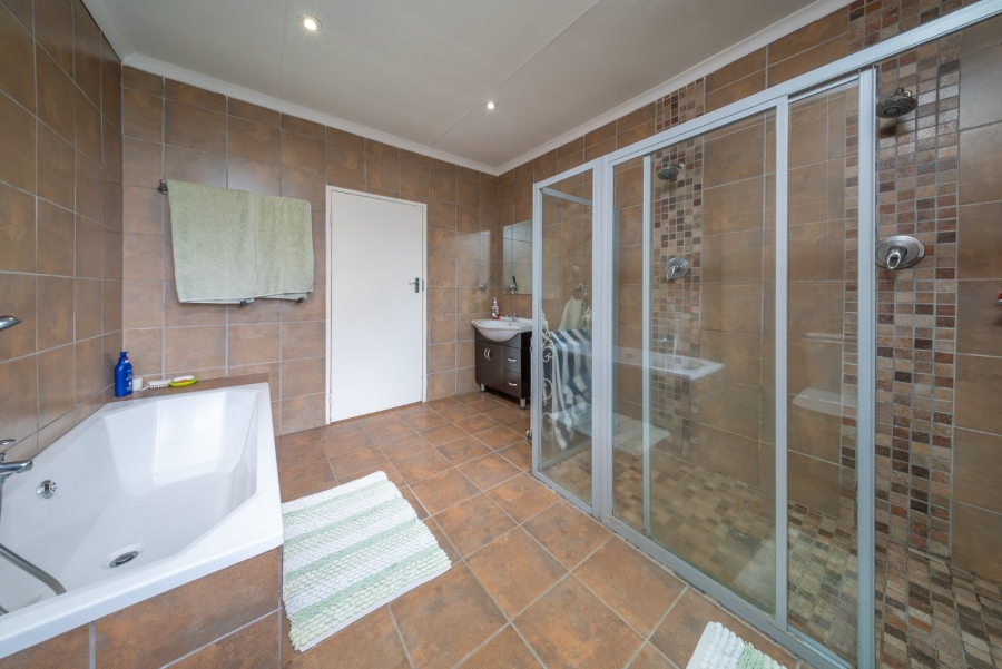 3 Bedroom Property for Sale in Eden Glen Gauteng