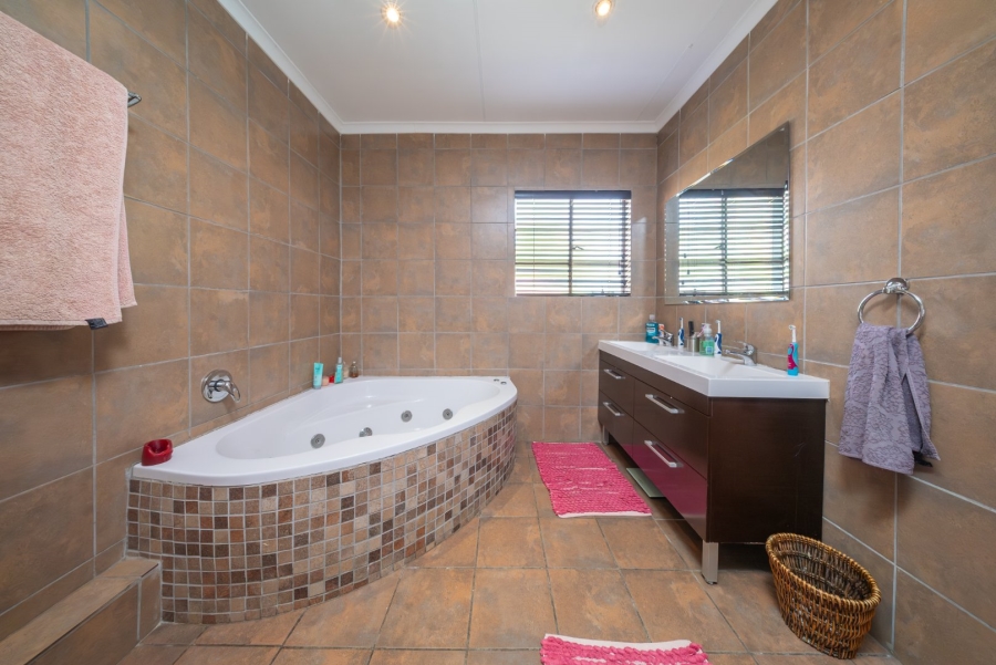 3 Bedroom Property for Sale in Eden Glen Gauteng