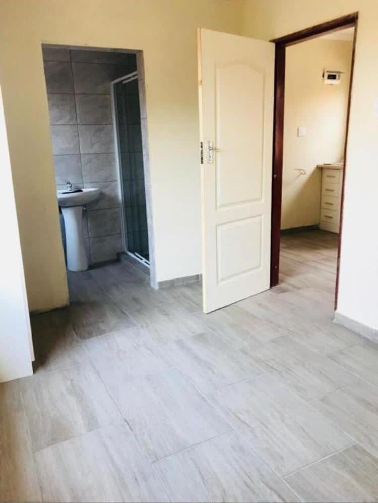 To Let 1 Bedroom Property for Rent in Dhlamini Gauteng