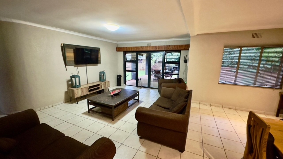 3 Bedroom Property for Sale in Annlin Gauteng