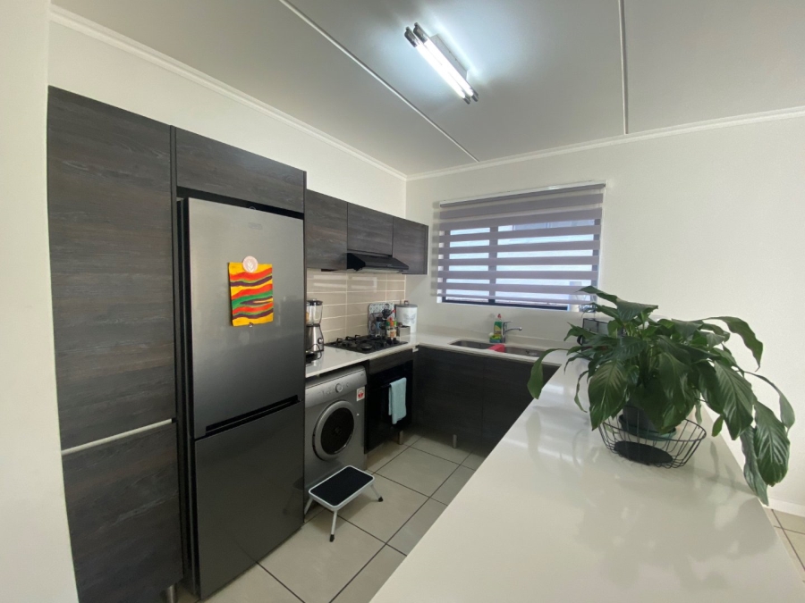 To Let 2 Bedroom Property for Rent in Olivedale Gauteng