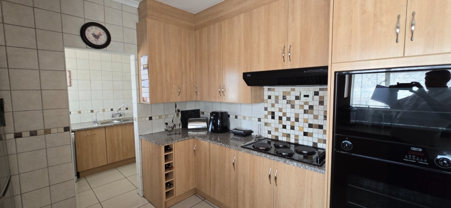 4 Bedroom Property for Sale in Randhart Gauteng